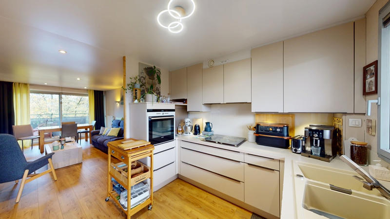 Appartement - 84 m² - 4 pièces