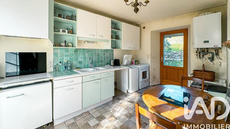 Maison - 278 m² - 12 pièces