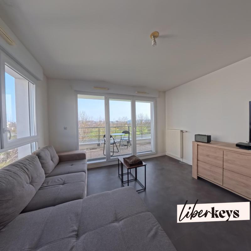 Appartement - 80 m² - 4 pièces