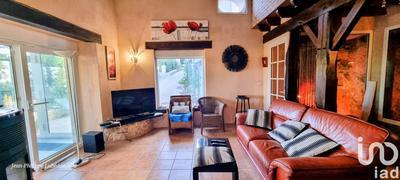 Maison - 215 m² - 8 pièces