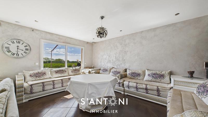 Maison - 111 m² - 5 pièces