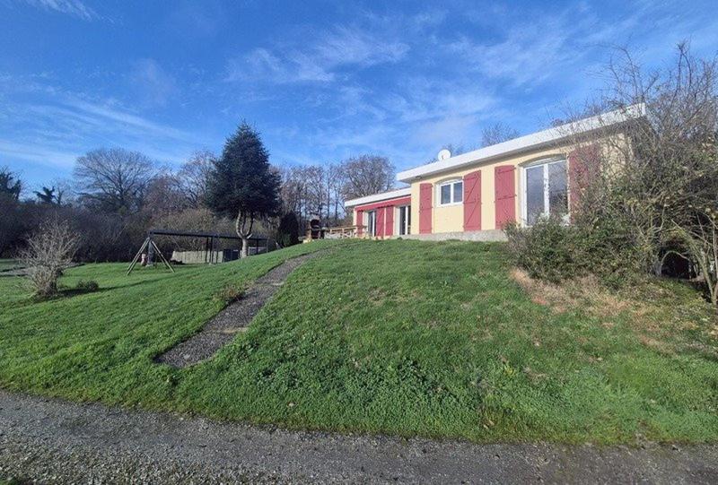 Maison - 120 m² - 7 pièces