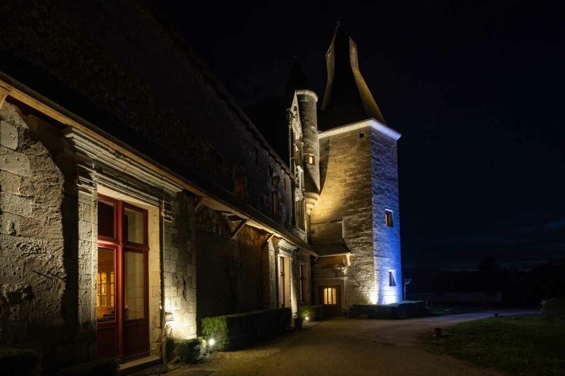 Manoir - 670 m² - 9 pièces