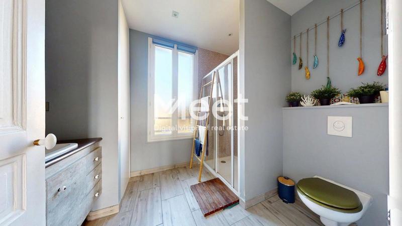 Maison - 93 m² - 5 pièces