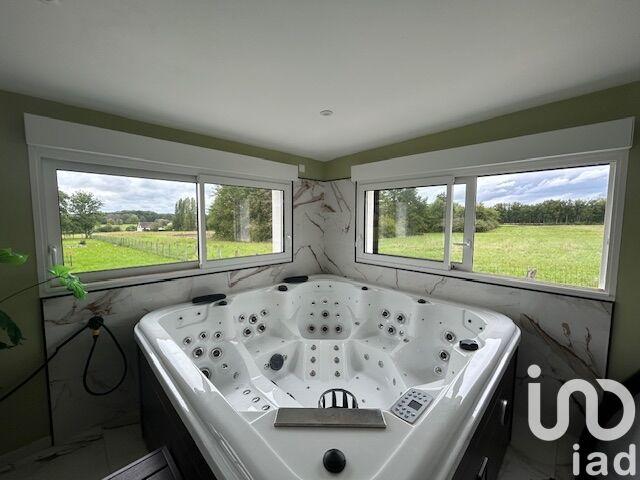 Maison - 206 m² - 5 pièces