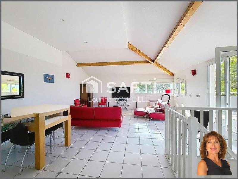 Appartement - 95 m² - 4 pièces