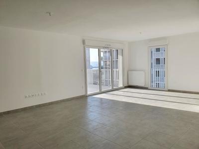 Duplex - 101 m² - 4 pièces