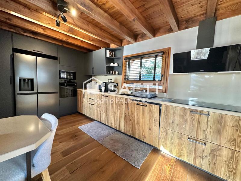 Châlet - 206 m² - 6 pièces