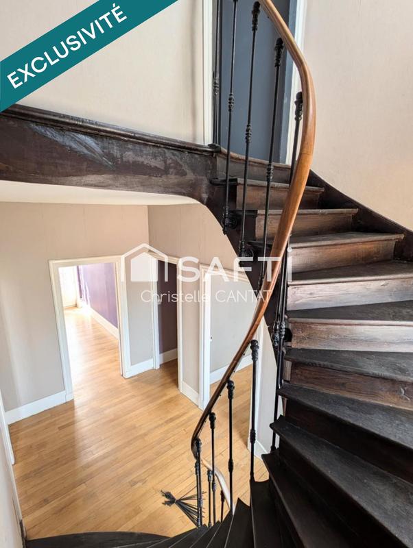 Maison - 180 m² - 6 pièces