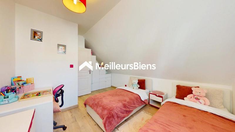 Maison - 114 m² - 5 pièces