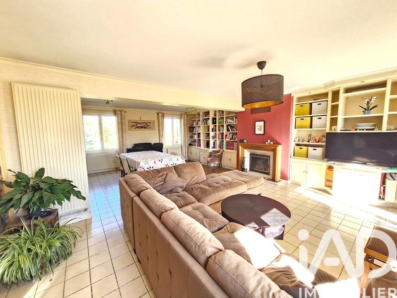 Maison - 161 m² - 7 pièces