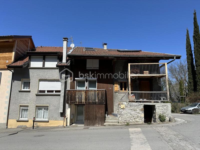 Maison de village - 71 m² - 3 pièces