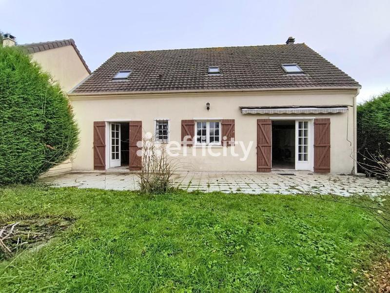 Maison - 156 m² - 9 pièces