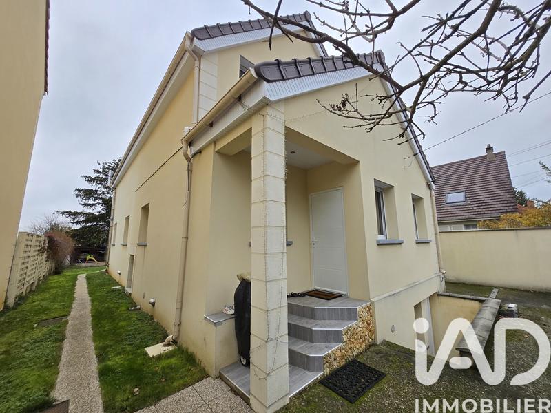 Maison - 162 m² - 10 pièces