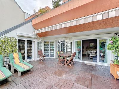 Appartement - 110 m² - 5 pièces