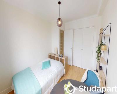 Chambre - 90 m² - 1 pièce