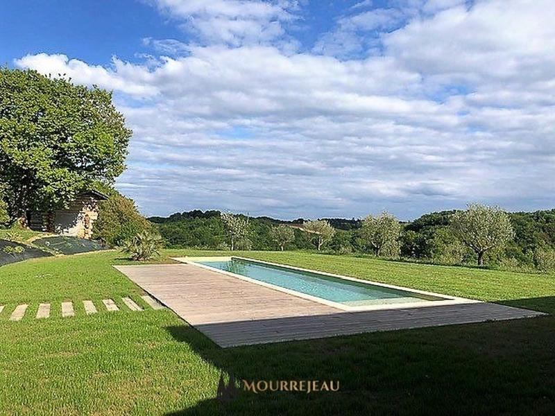 Propriété - 260 m² - 11 pièces