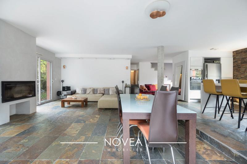 Maison - 159 m² - 7 pièces