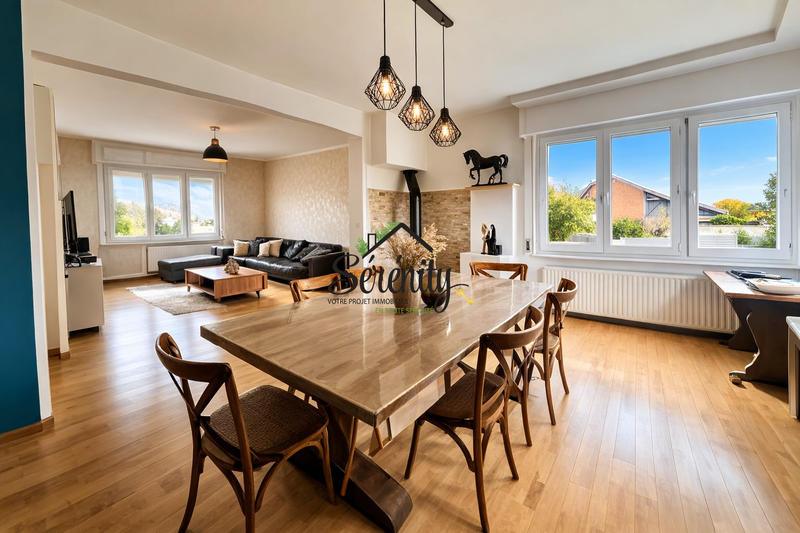 Maison - 140 m² - 6 pièces