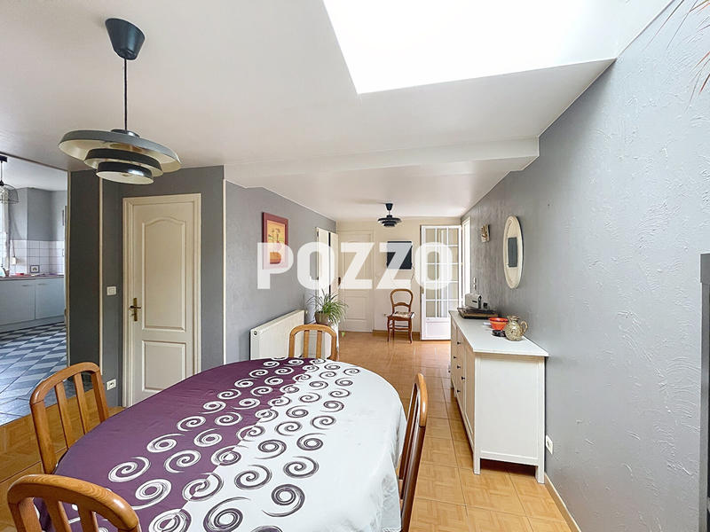 Maison - 88 m² - 5 pièces