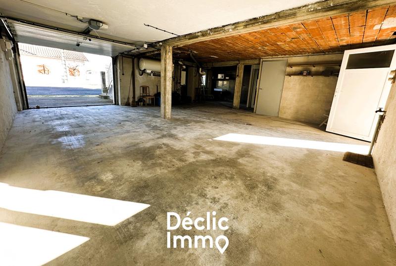 Maison - 90 m² - 5 pièces