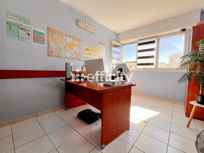 Appartement - 80 m² - 3 pièces