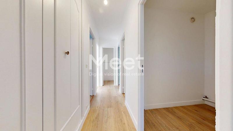 Appartement - 104 m² - 5 pièces