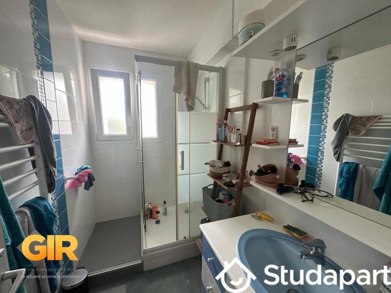 Chambre - 9 m² - 1 pièce