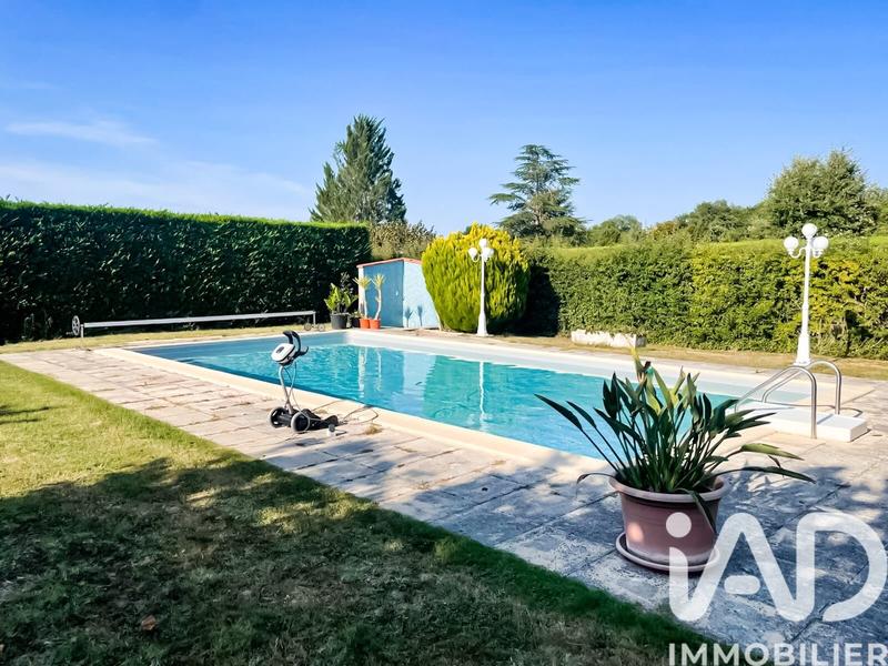 Maison - 140 m² - 5 pièces