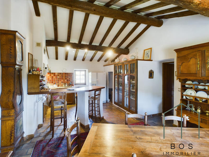 Bastide - 361 m² - 11 pièces