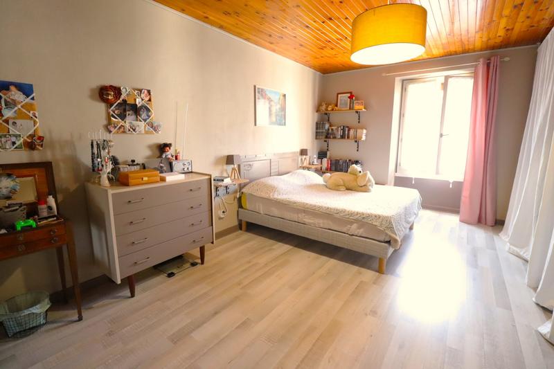 Maison - 111 m² - 4 pièces