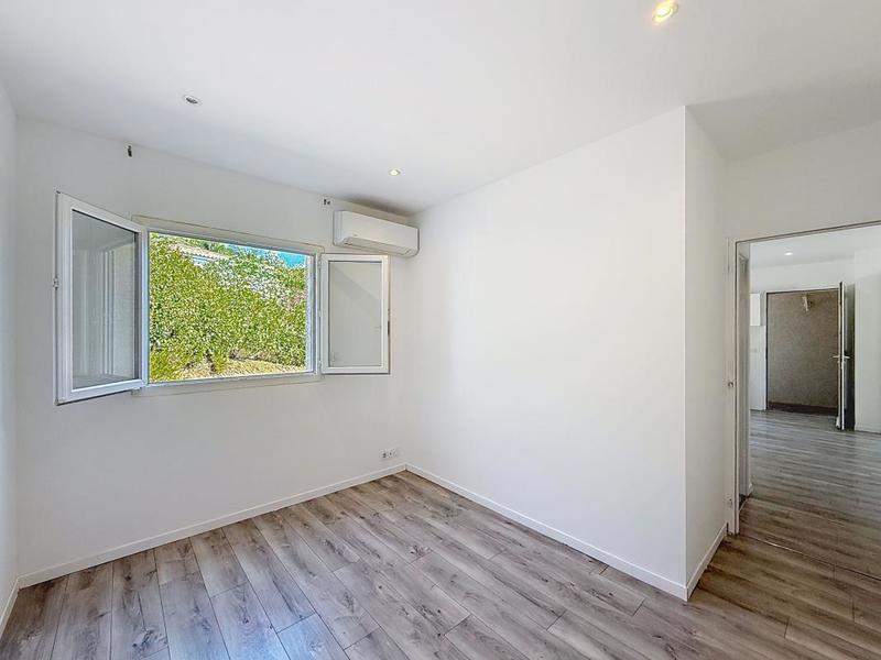 Villa - 200 m² - 5 pièces