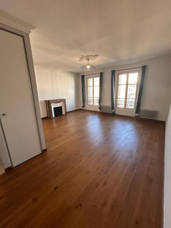 Appartement - 96 m² - 4 pièces