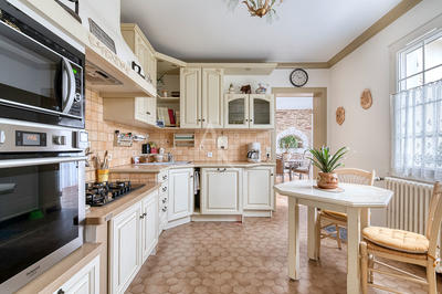 Maison - 170 m² - 5 pièces