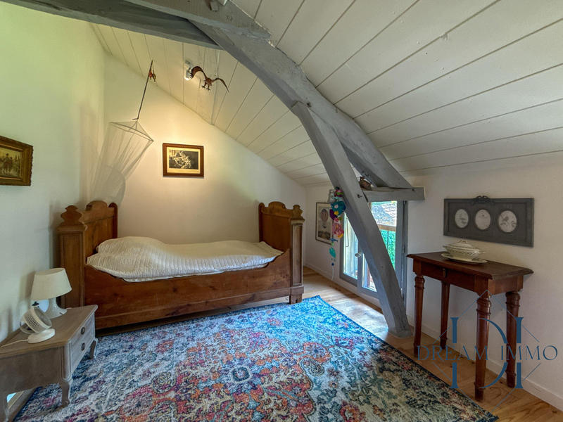 Maison - 190 m² - 5 pièces