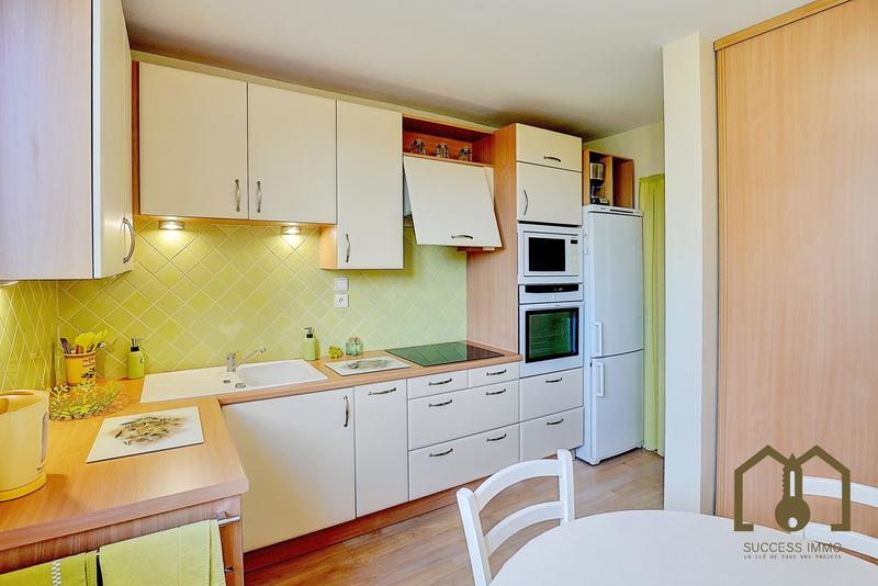 Appartement - 75 m² - 3 pièces