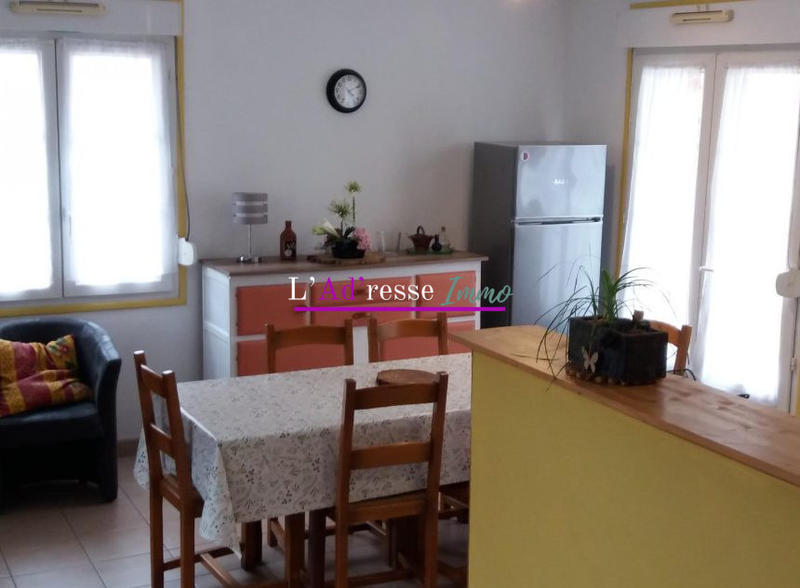 Maison - 300 m² - 21 pièces