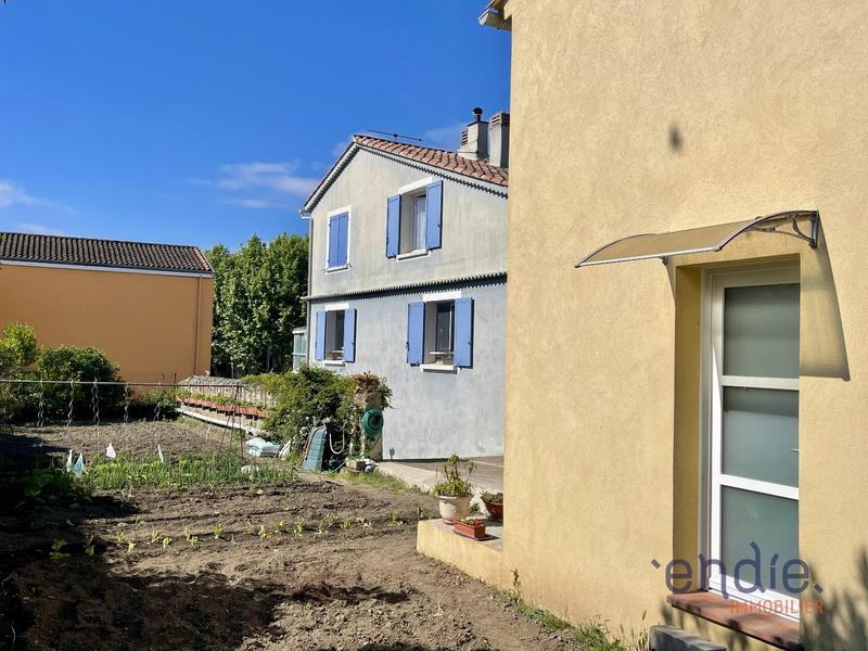 Maison - 316 m² - 10 pièces