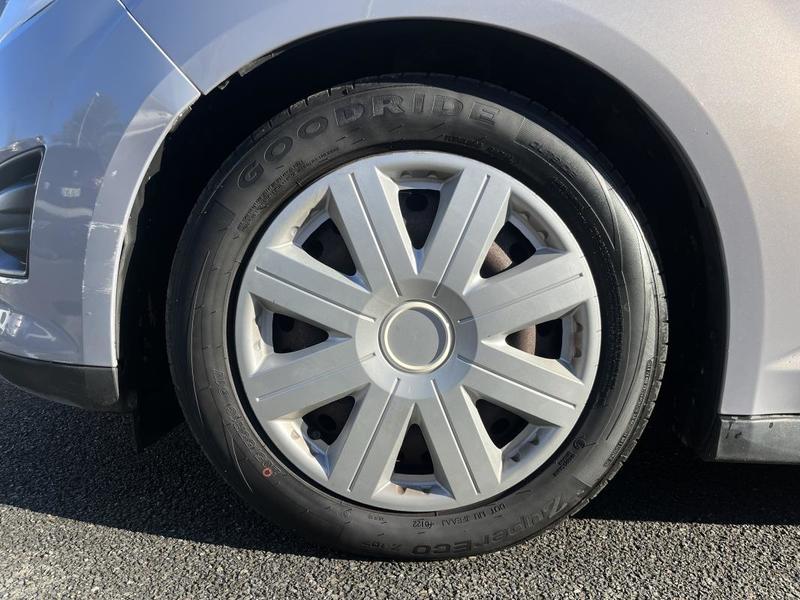 Ford c-Max 1.0 125ch Finition Trend *Clim