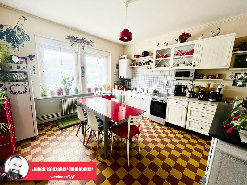 Maison - 84 m² - 6 pièces