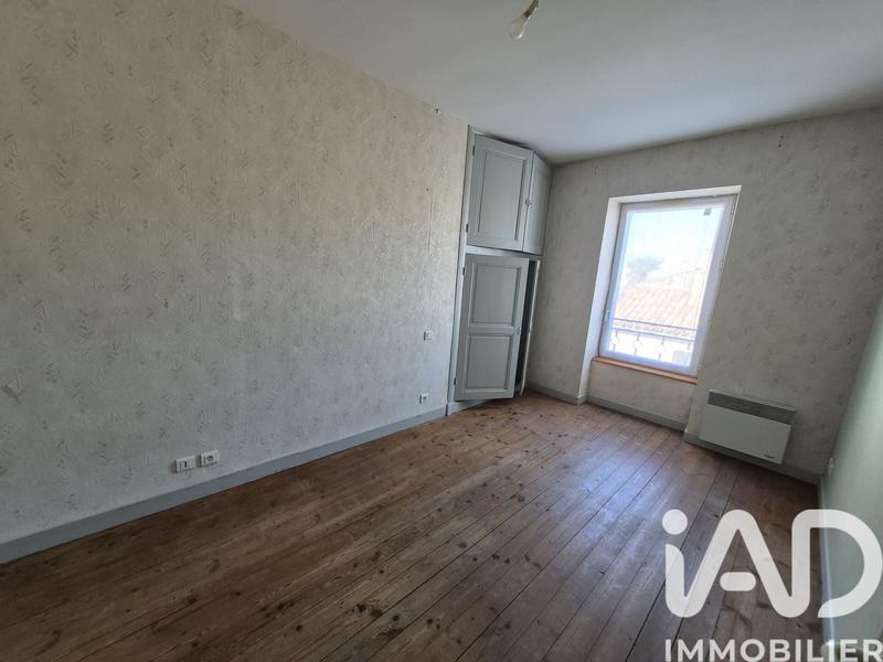 Maison - 400 m² - 5 pièces