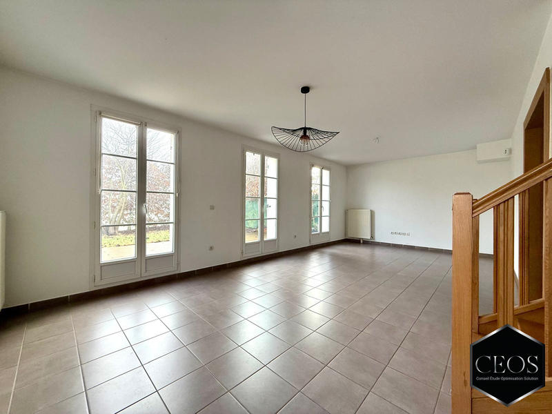 Maison traditionnelle - 88 m² - 5 pièces