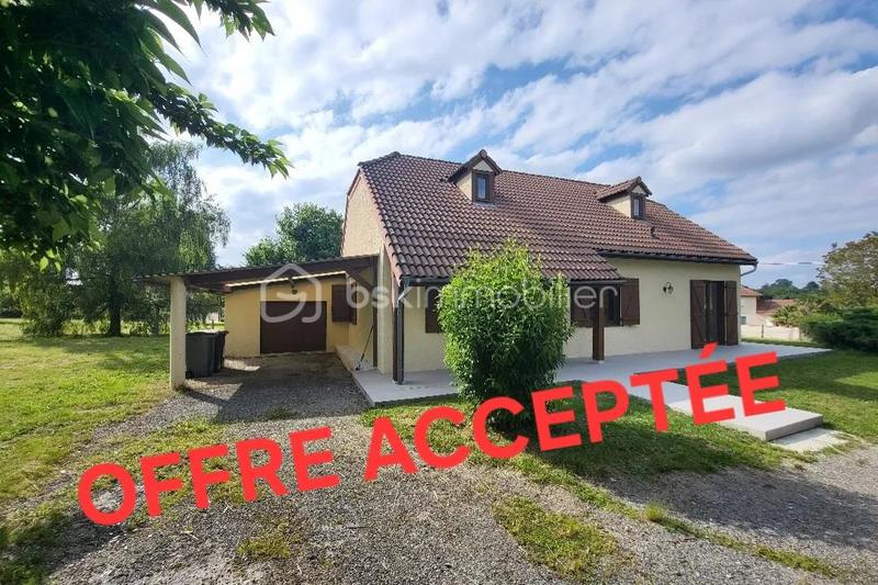 Maison traditionnelle - 143 m² - 6 pièces