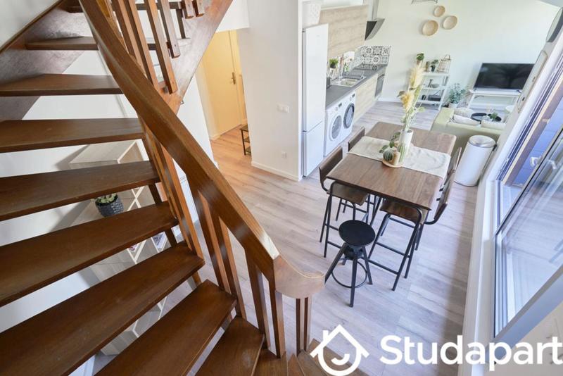 Chambre - 12 m² - 1 pièce