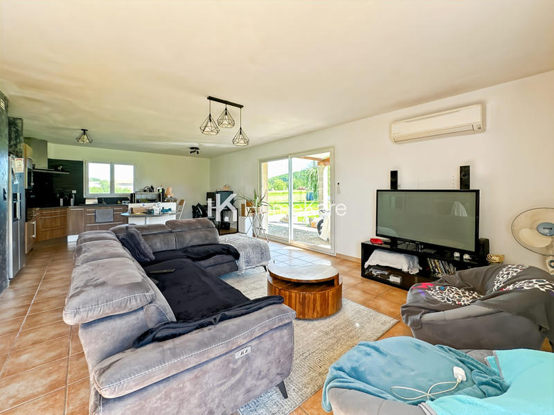 Maison - 130 m² - 5 pièces