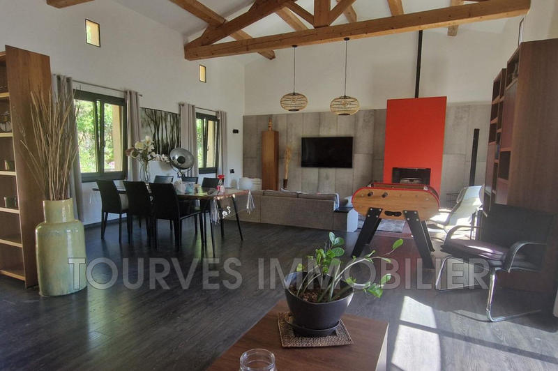 Villa - 226 m² - 5 pièces