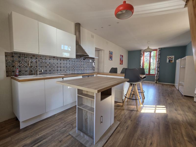 Maison - 82 m² - 4 pièces