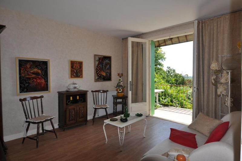 Maison - 90 m² - 3 pièces