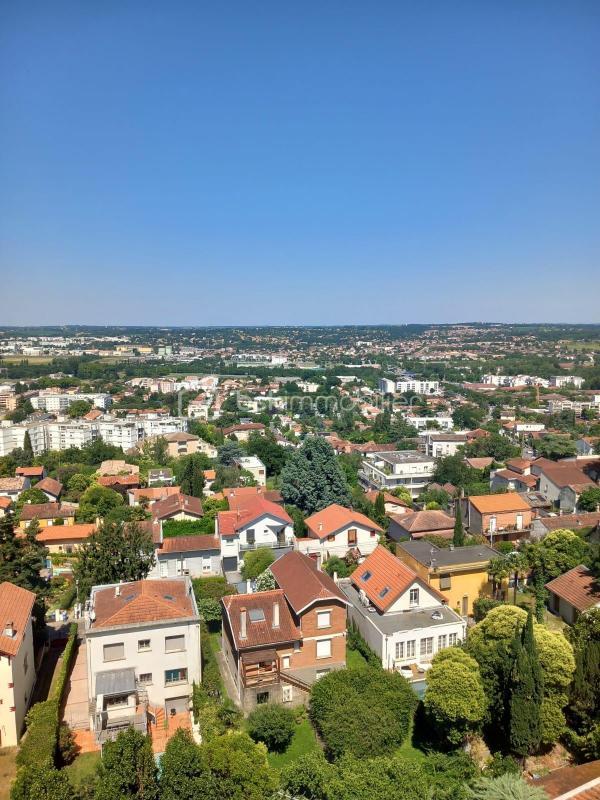 Appartement - 117 m² - 5 pièces