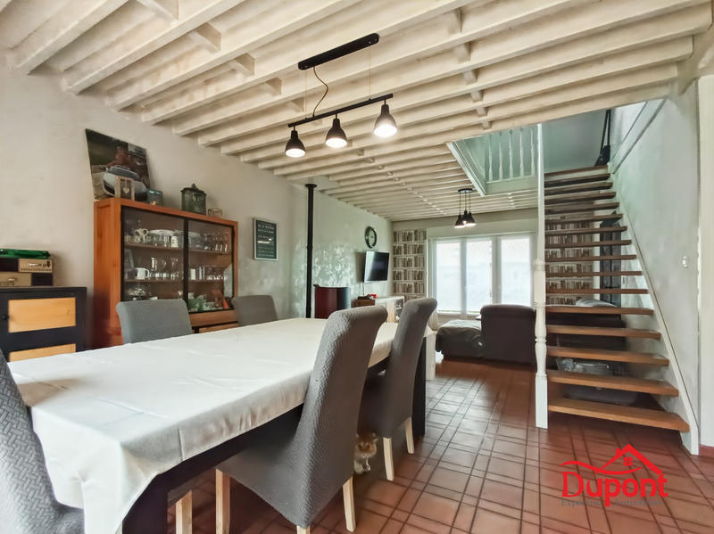 Maison - 202 m² - 8 pièces